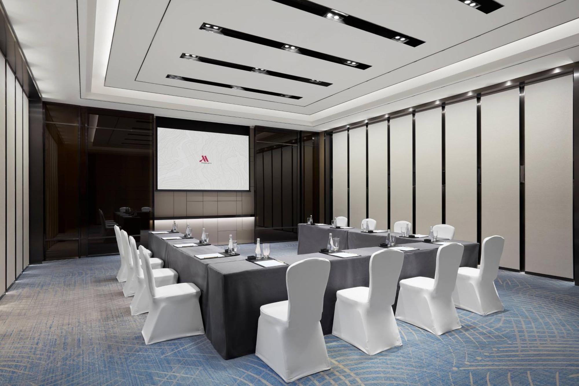 Shanghai Marriott Hotel Pudong South Nanhui Bagian luar foto