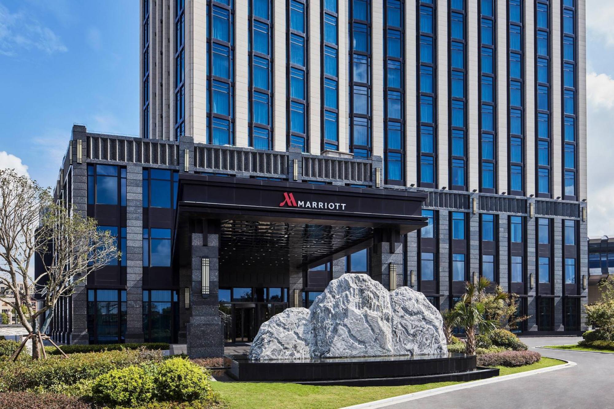 Shanghai Marriott Hotel Pudong South Nanhui Bagian luar foto